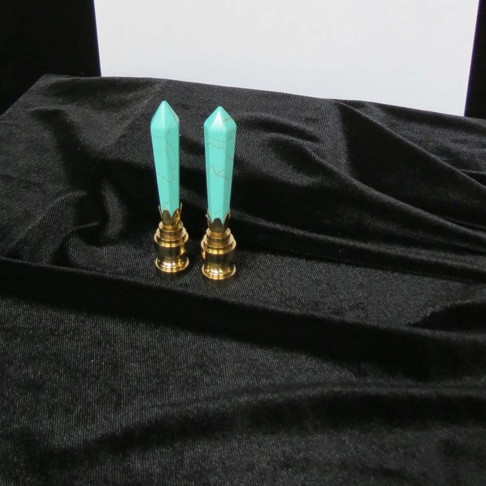Polished Green and Gold Veined Turquoise Finials - Picture 2 of 2